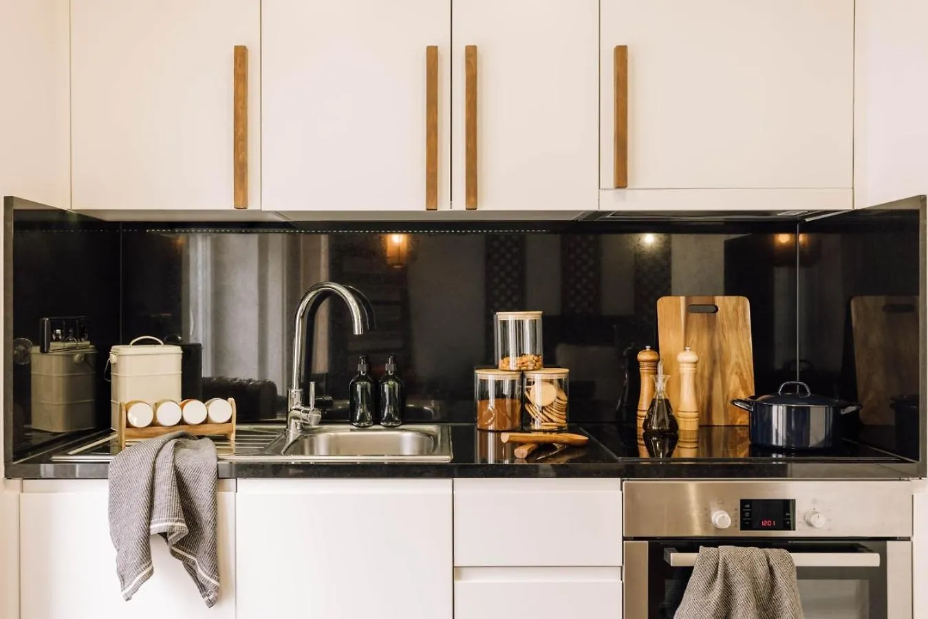 Nyiri - 2 Bedrooms In Principe Real Lisboa